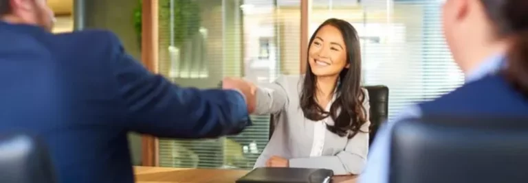 16981-Why-you-should-hire-a-headhunter-in-the-Philippines.jpg